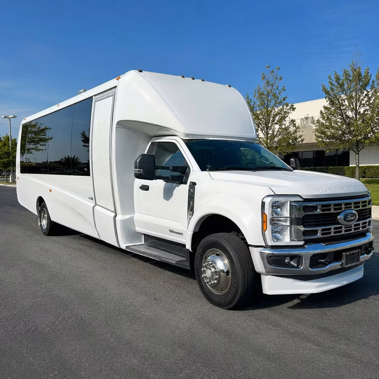 18 passenger minibus