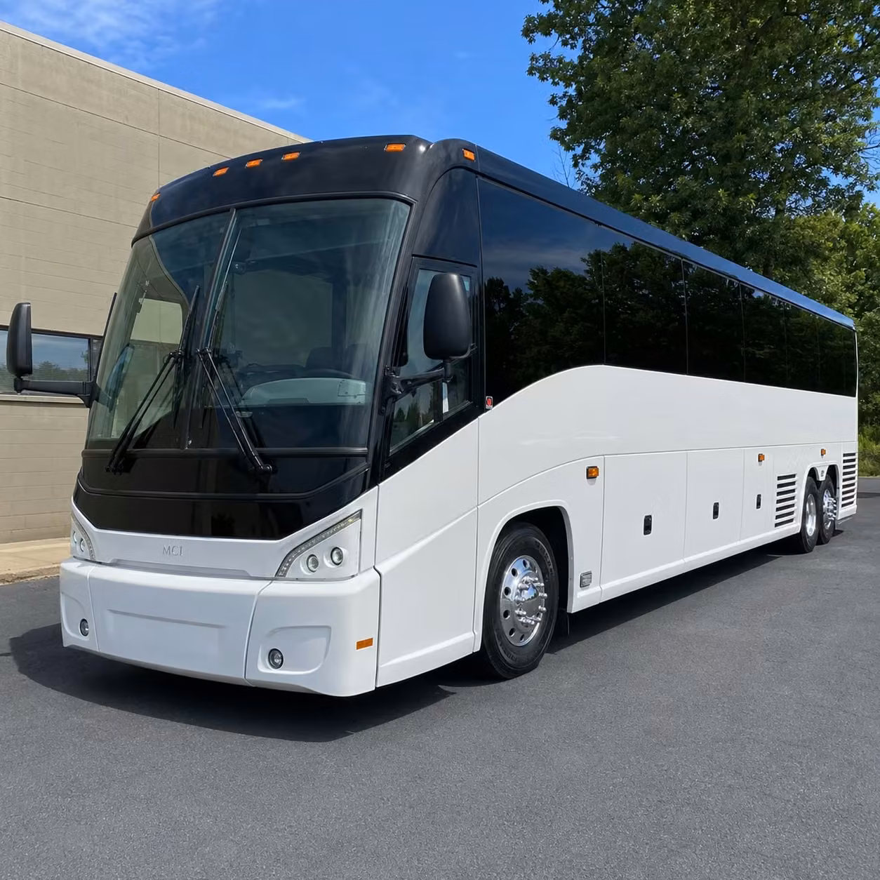 keeping your team connected on multi day corporate trips from clovis