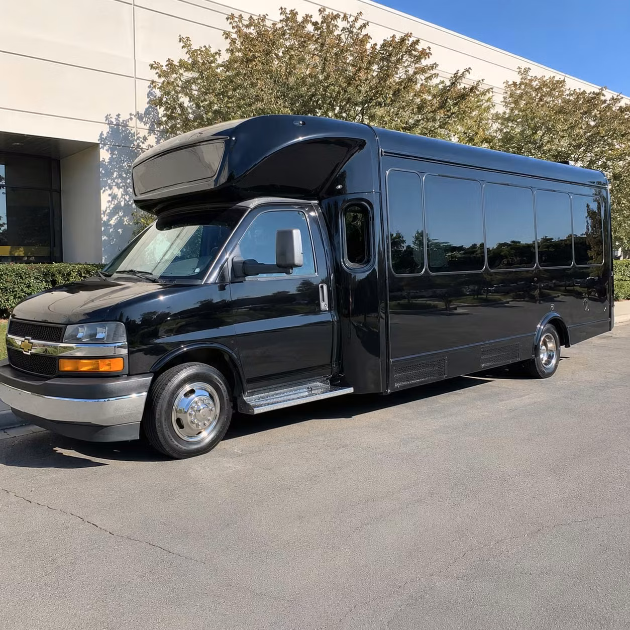 party bus rentals for clovis groups hitting the fresno concert scene